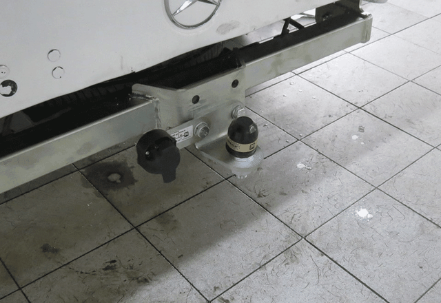 Фаркоп ZincaR оцинкованный для Mercedes-Benz Sprinter W906 (шасси) 2006-2018 оцинк. шар. Артикул ZM202FE