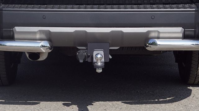 Фаркоп ТСС оцинкованный под американский квадрат для Toyota Land Cruiser Prado 250 2023-2026. Артикул TCU00423