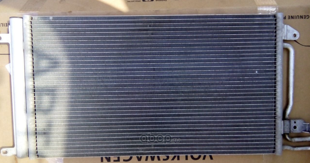 Радиатор кондиционера (конденсатор) VAG. Артикул 6R0820411Q