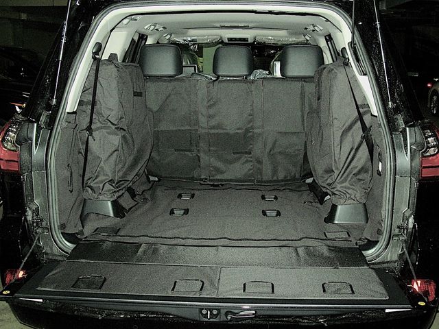 Защитный чехол AUTOSMSTUDIO "Maxi" в багажник автомобиля для Lexus LX 570 (7 мест) 04.2007-2026, черный. Артикул TP-LC200-MLUX-BL