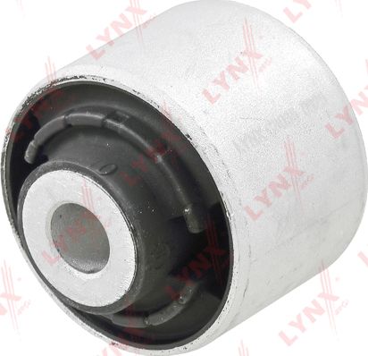 Сайлентблок переднего рычага подвески LYNXauto передний нижний внутренний для Audi S4 IV (B8) 2008-2015. Артикул C8035