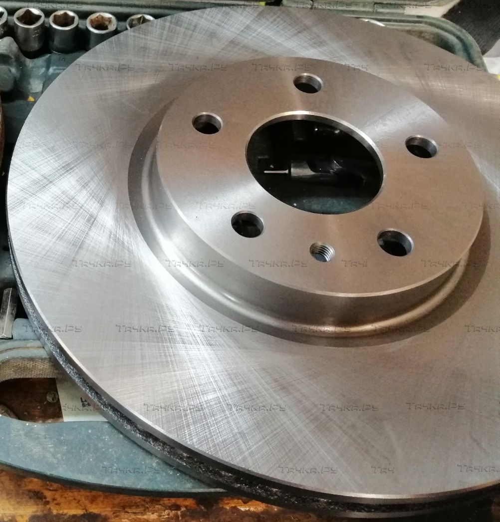 Тормозной диск Remsa передний для Ford Mondeo V 2014-2026. Артикул 61605.10