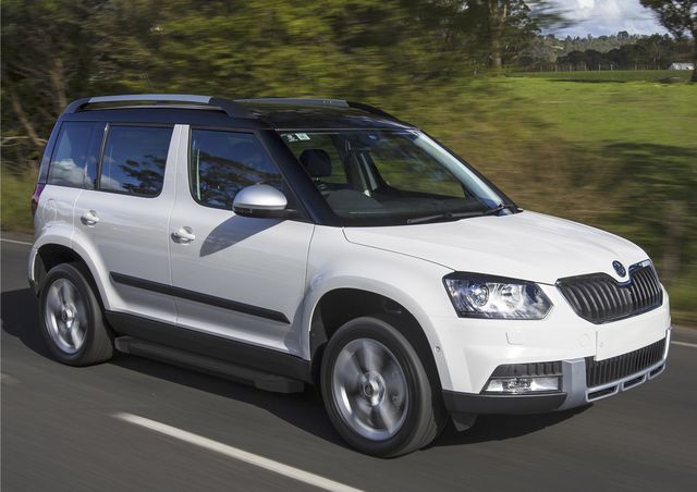 Пороги алюминиевые Rival Black для Skoda Yeti 2009-2018. Артикул F173ALB.5101.1