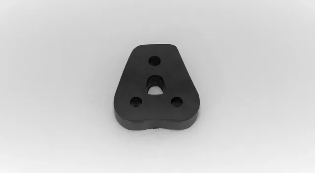 K5-044 Кронштейн глушителя резиновый (Weso). Артикул K5044