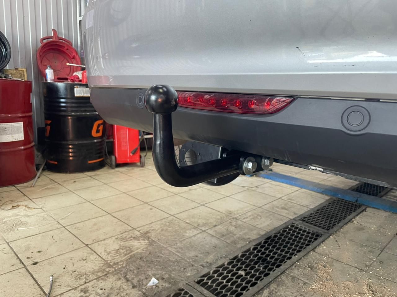 Фаркоп Garant для Lada Vesta седан, SportWagon (вкл. Cross) 2015-2026. Артикул G-L069