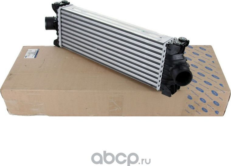 Интеркулер Ford. Артикул 1881209