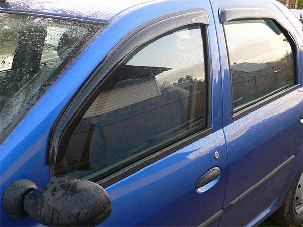 Дефлекторы V-Star для окон Renault Logan I 2004-2013. Артикул D33097