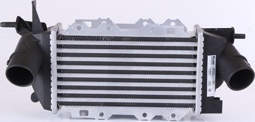 Интеркулер Nissens ** FIRST FIT **. Артикул 96772