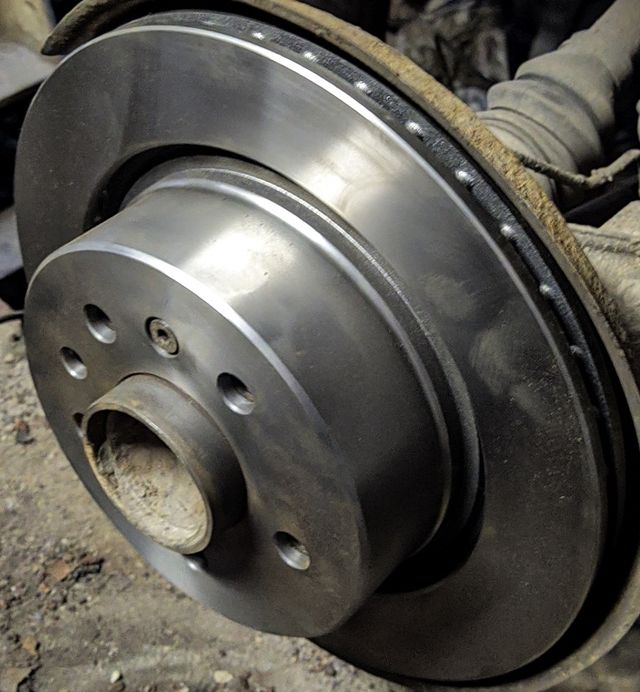 Тормозной диск Bosch задний для Opel Omega B 1994-2003. Артикул 0 986 479 394