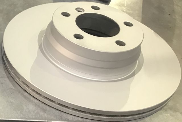 Тормозной диск Textar Pro+ передний для BMW 2 F22 2016-2026. Артикул 92242005