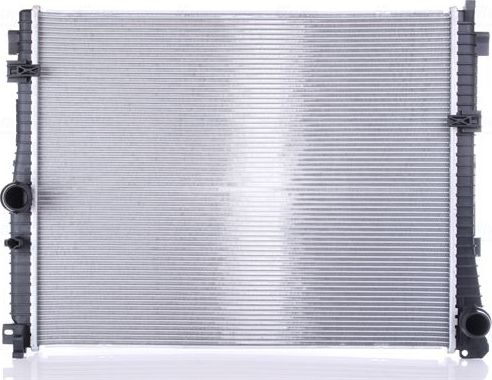 Радиатор охлаждения двигателя Nissens ** FIRST FIT ** для BMW 3 VII (G2x) 2018-2026. Артикул 606785