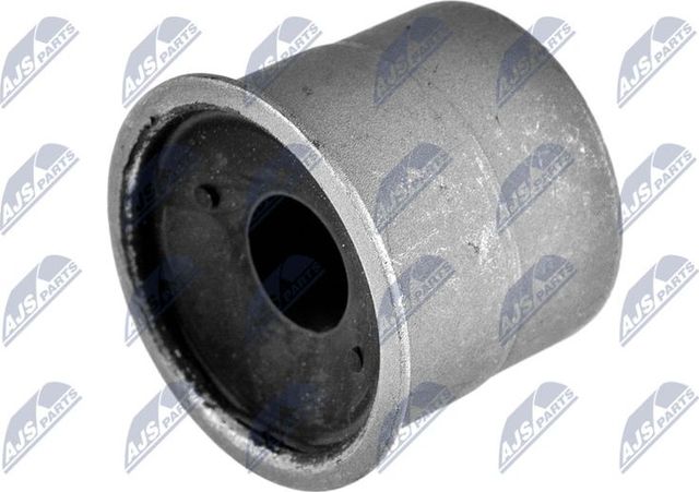 Поперечный рычаг NTY нижний для Jeep Commander XK, XH 2005-2010. Артикул ZTP-CH-015BW