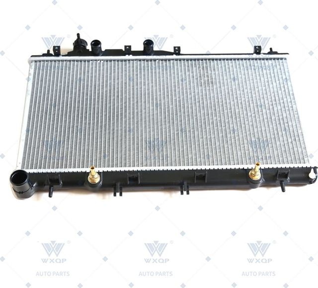 Радиатор охлаждения двигателя Wxqp для Subaru Outback III 2003-2009. Артикул 42910