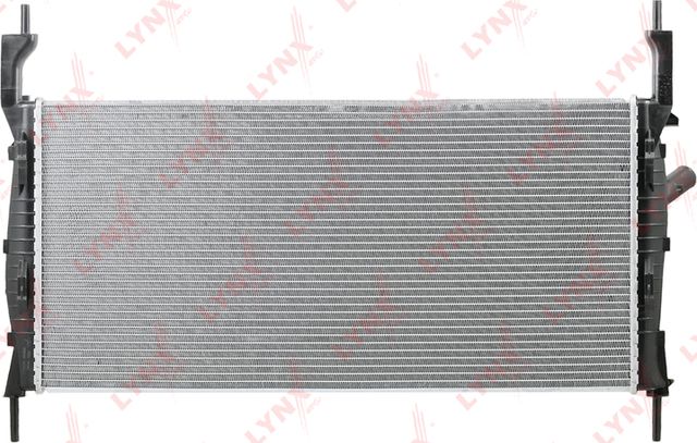 Радиатор охлаждения двигателя LYNXauto. Артикул RB-1043