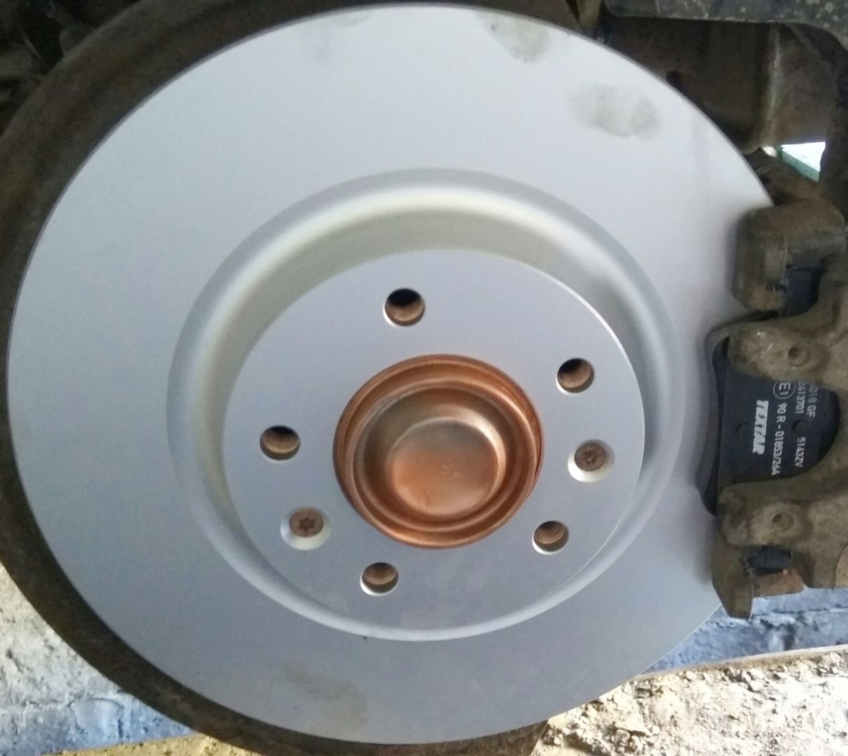 Тормозной диск Textar Pro. Артикул 92129603