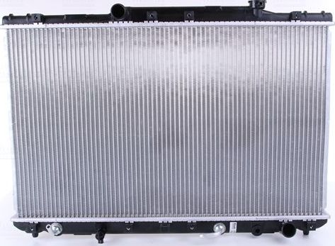 Радиатор охлаждения двигателя Nissens. Артикул 647681