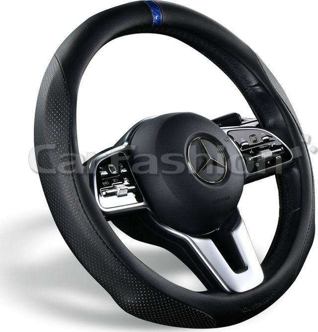 Оплётка на руль CarFashion Torrent (размер M, натуральная кожа, цвет ЧЕРНЫЙ/ЧЕРНЫЙ/СИНИЙ). Артикул 31627