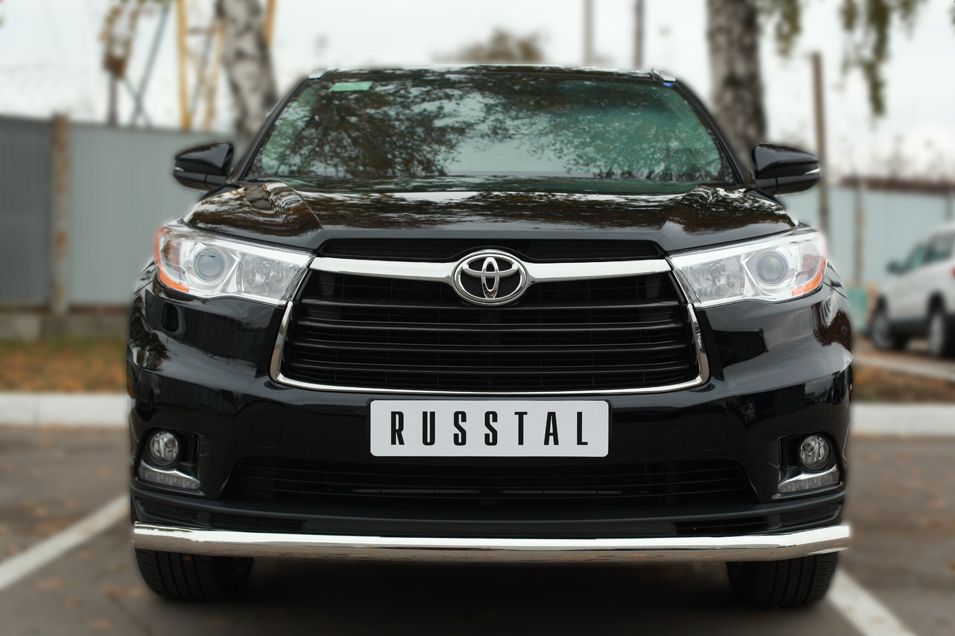 Защита RusStal переднего бампера d63 (секции) для Toyota Highlander III 2014-2026. Артикул THRZ-001916