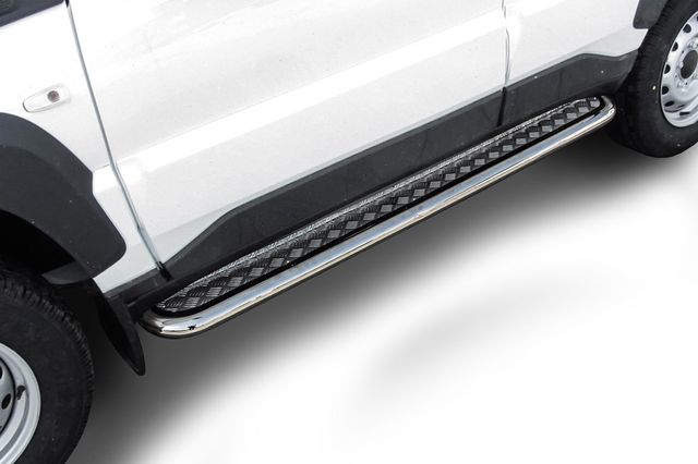 Пороги Slitkoff труба d57 с листом для Lada Niva Travel 2020-2026. Артикул NivTR009