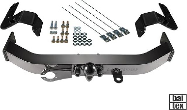 Фаркоп Baltex для Toyota Proace 2016-2026 с нержавеющей накладкой. Фланцевое крепление. Артикул 079123