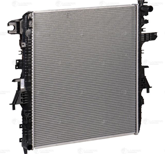Радиатор охлаждения двигателя Luzar. Артикул LRc 14110