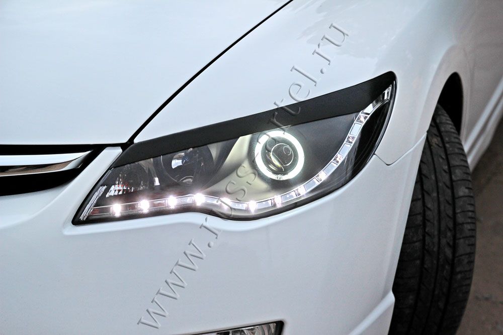 Накладки Русская Артель на передние фары (реснички) для Honda Civic VIII седан 2005-2008. Артикул REHC-013500