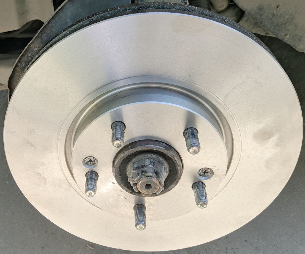 Тормозной диск Bosch. Артикул 0 986 479 S14