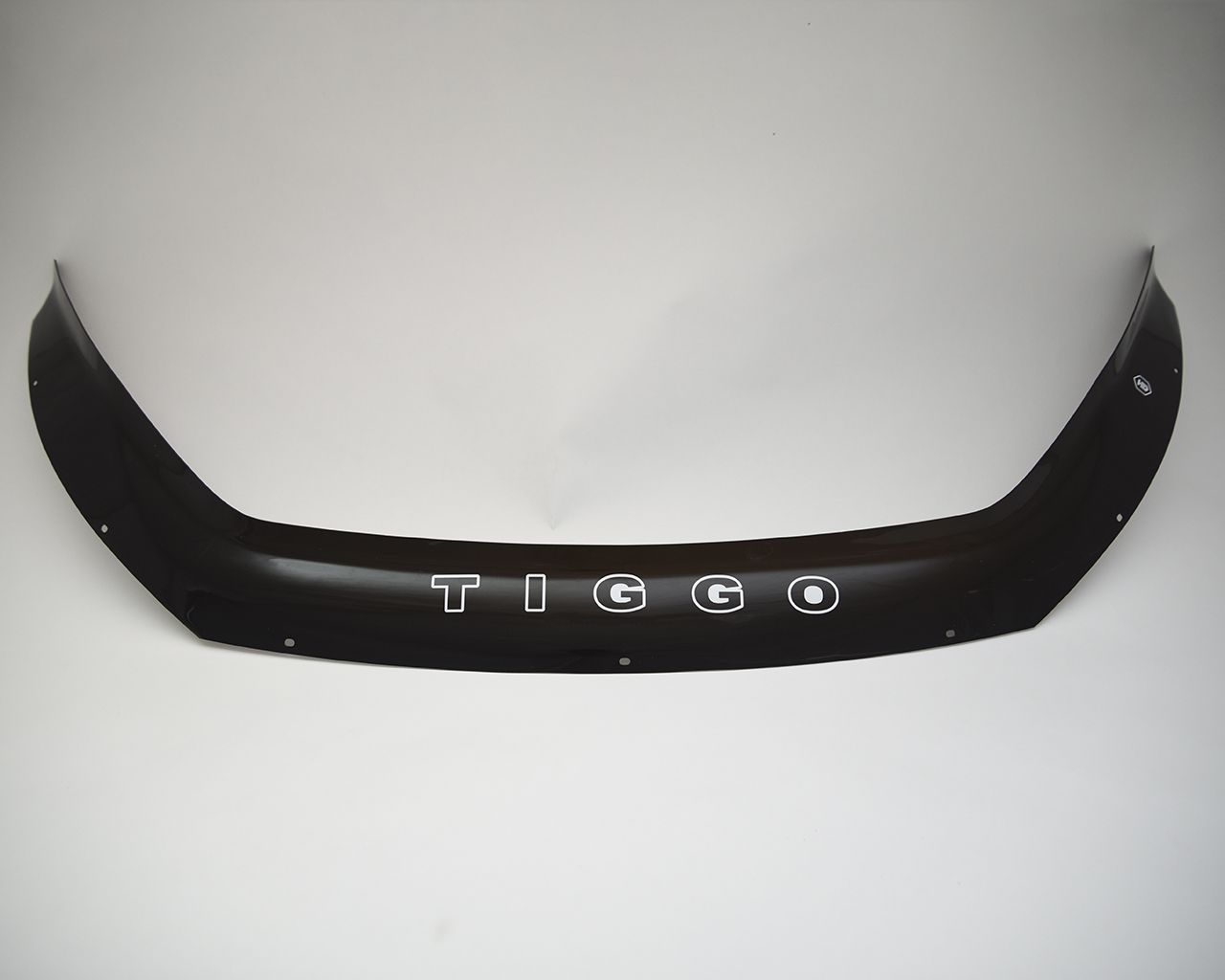 Дефлектор VT52 для капота Chery Tiggo 3 2017-2020. Артикул CR17VT