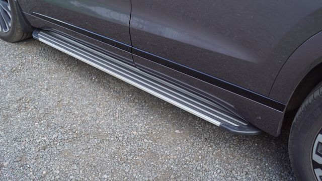 Пороги алюминиевые ТСС Slim Line Silver 1820 мм для Jaecoo J8 2.0L 4WD 2024-2026. Артикул JAECOOJ824-07S