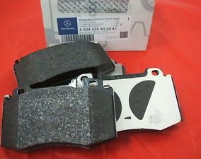 Тормозные колодки Mercedes-Benz. Артикул A0044209020