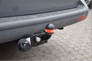 Фаркоп Oris (ранее Bosal) для Volkswagen Transporter T5 Minibus, Van 2003-2015. Фланцевое крепление. Артикул 2182-F