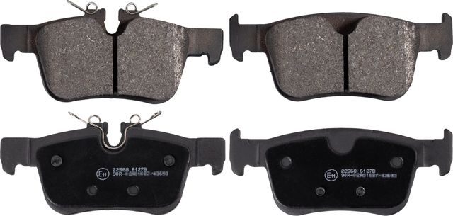 Тормозные колодки Blue Print. Артикул ADBP420022