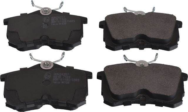 Тормозные колодки Blue Print. Артикул ADH24257
