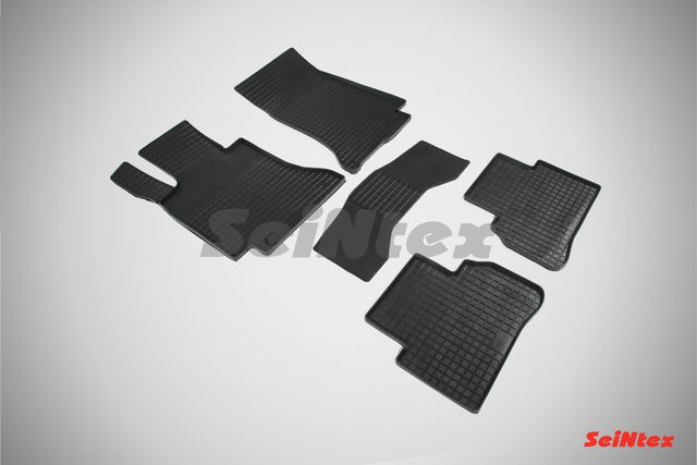 Коврики резиновые Seintex с узором сетка для салона Mercedes C-Класс W205 2014-2024. Артикул 86090