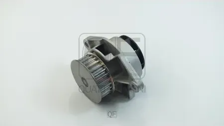 НАСОС ВОДЯНОЙ В СБОРЕ (Quattro Freni). Артикул QF05A00171