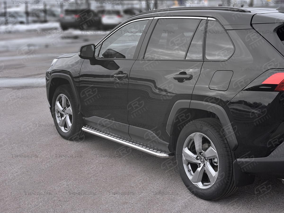 Защита порогов алюминевые RusStal труба d42 (вариант 2) с листом для Toyota RAV4 V 2019-2026. Артикул TR4L-0033652