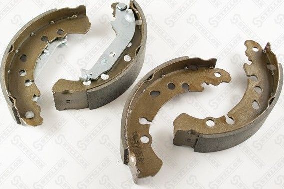 Тормозные колодки Stellox задние для Toyota Yaris III 2010-2014. Артикул 000 532-SX