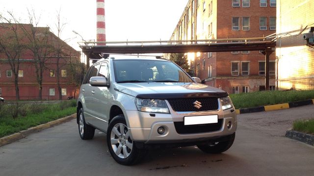 Дефлектор SIM для капота Suzuki Grand Vitara 2005-2015. Артикул SSUGVI0512