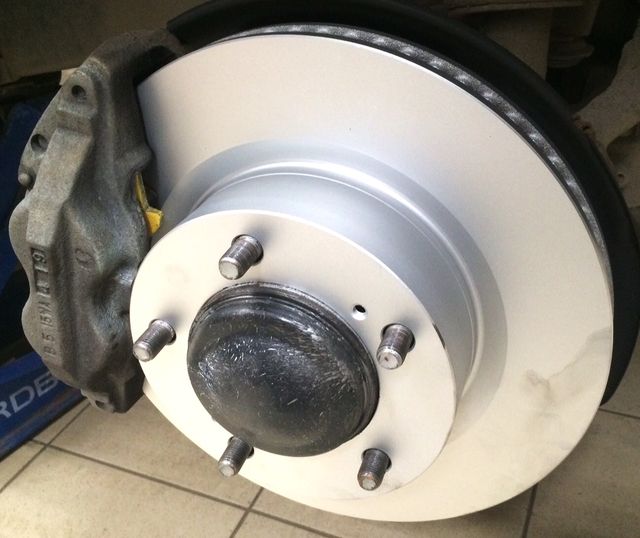 Тормозной диск Textar Pro передний для Toyota Land Cruiser 200 2007-2020. Артикул 92204603