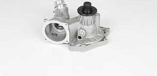 Помпа (водяной насос) BSG. Артикул BSG 15-500-011