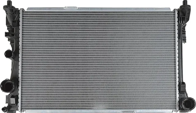 Радиатор охлаждения двигателя Stellox для Mercedes-Benz SLC I (R172) 2016-2017. Артикул 10-26558-SX