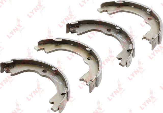 Тормозные колодки (стояночная тормозная система) LYNXauto. Артикул BS-1803
