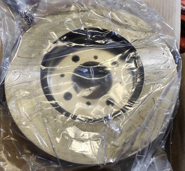 Тормозной диск Miles передний для Rover 25 1999-2005. Артикул K000511