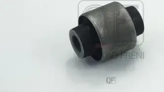 Сайлентблок задней цапфы (Quattro Freni). Артикул qf24d00161