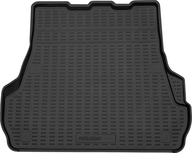 Коврик пластиковый Rezkon для багажника Toyota Land Cruiser 200 2015-2021. Артикул 5034025300
