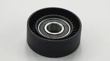 РОЛИК НАТЯЖИТЕЛЯ ПРИВОДНОГО РЕМНЯ (Quattro Freni). Артикул QF31P00192