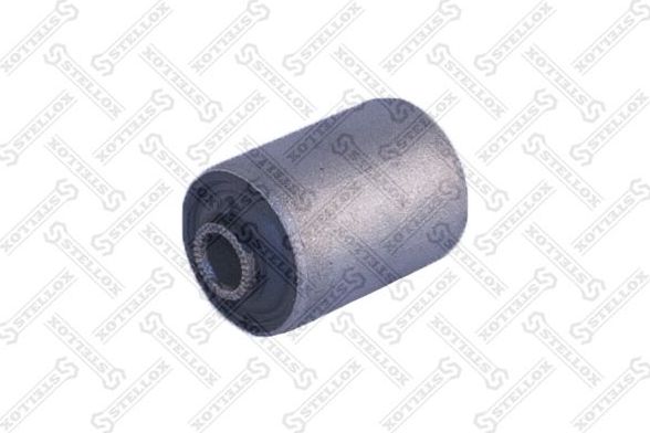 Сайлентблок переднего рычага подвески Stellox. Артикул 87-37001-SX