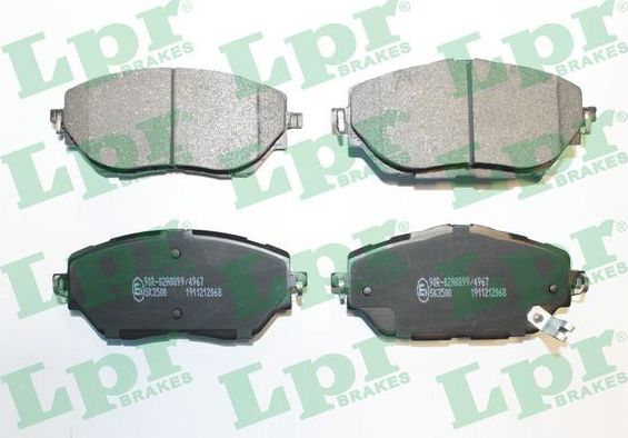 Тормозные колодки LPR. Артикул 05P2068