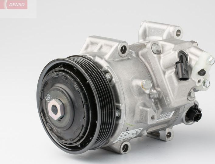 Компрессор кондиционера Denso. Артикул DCP50101