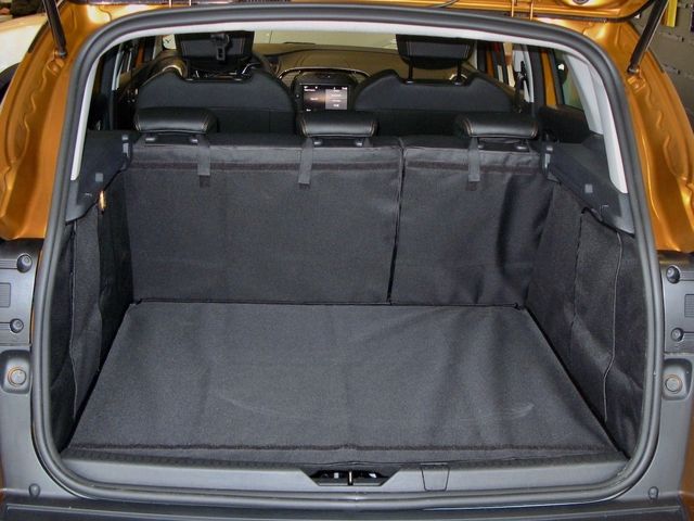 Защитный чехол AUTOSMSTUDIO "Maxi" в багажник автомобиля для Renault Kaptur 04.2016-2026, черный. Артикул TP-RKPT-MAXI-BL